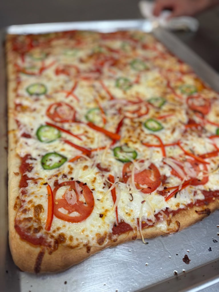 Veggie Pizza (Kosher) [Serves 3-4 Adults, 5 Kids]